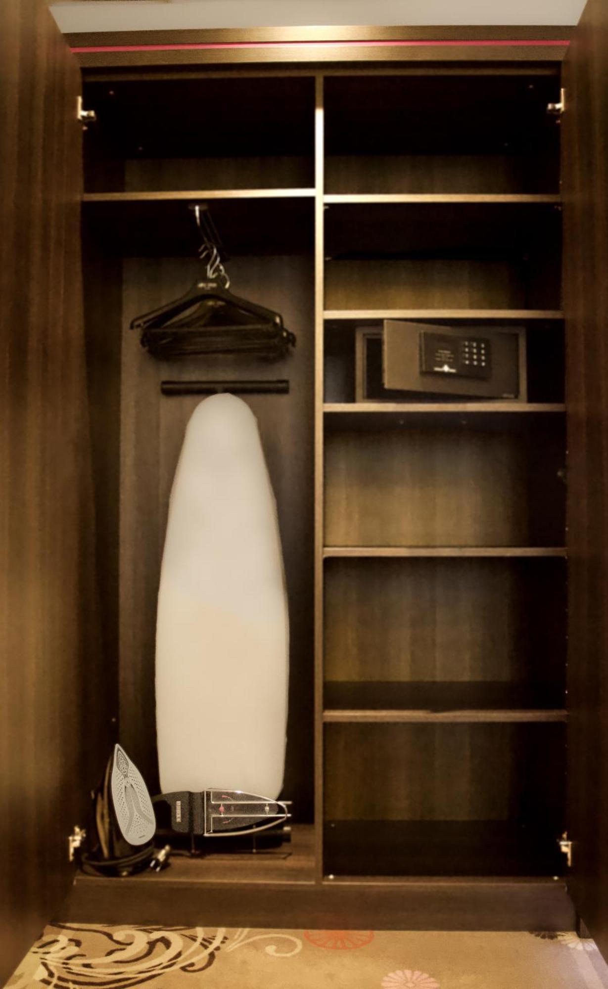 שלאדז' Hotel Szafran מראה חיצוני תמונה